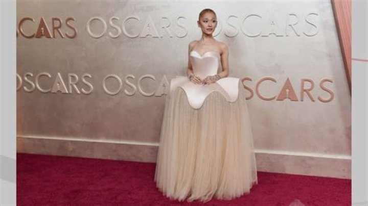 2018 Costume Designers Guild Awards Best Dressed — PICS