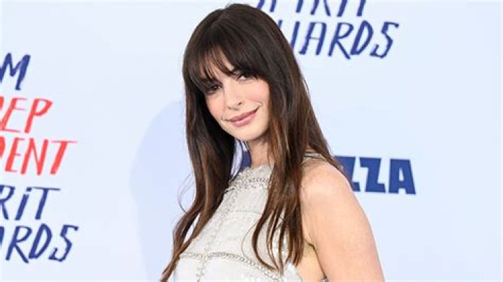 Anne Hathaway Recalls Kissing 10 Different Actors for ‘Gross’ Chemistry Test