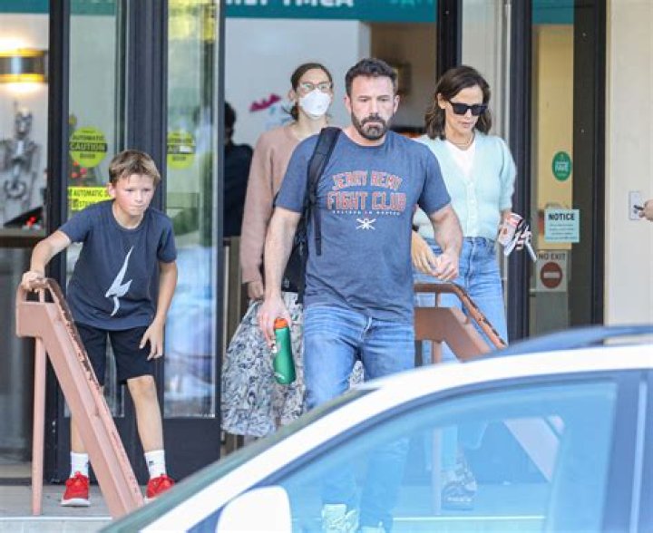 Ben Affleck & Jennifer Garner Enjoy Family Outing With All 3 Kids At Church — New Pics