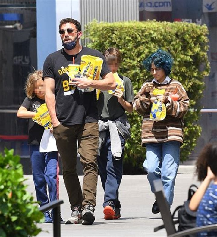 Ben Affleck Takes His 3 Kids Out For A Lunch Date In LA After His Met Gala Kiss With J.Lo