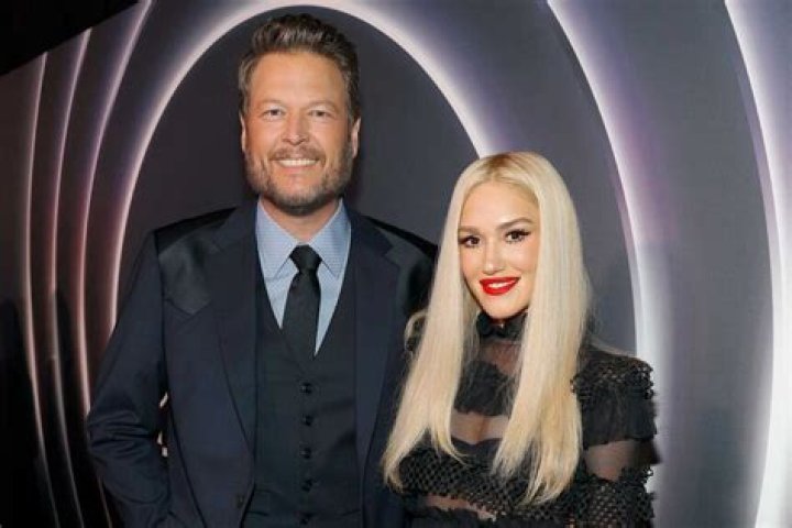Blake Shelton Gushes Over ‘Fiancée’ Gwen Stefani In People’s Choice Awards Speech: ‘Thanks For Inspiration’