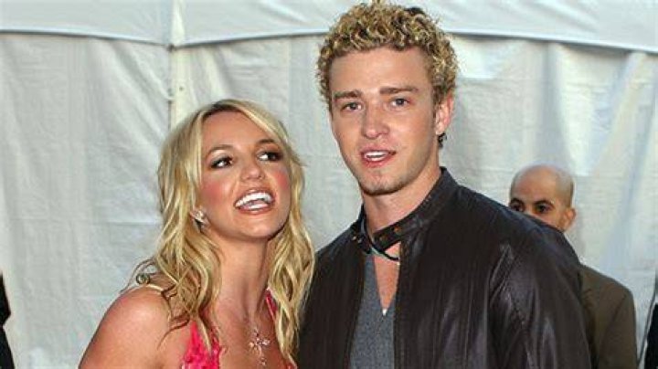 Britney Spears Channels Justin Timberlake’s ‘Cry Me A River’ Video – Hollywood Life