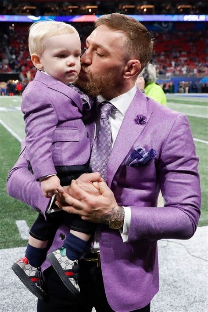 Dee Devlin & Conor McGregor Pictures — See Photos Of The Couple – Hollywood Life