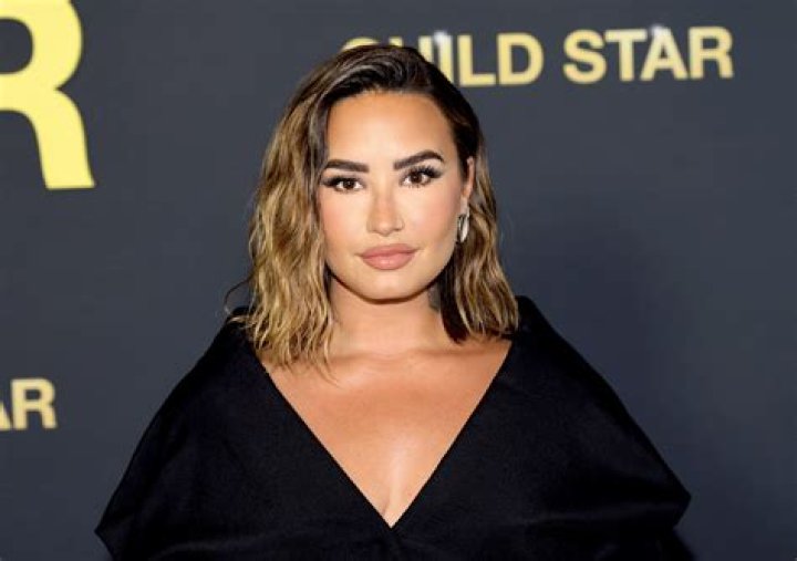 Demi Lovato’s Fans Go Wild After She Posts Gorgeous New Makeup-Free Selfie: ‘You’re Beautiful’
