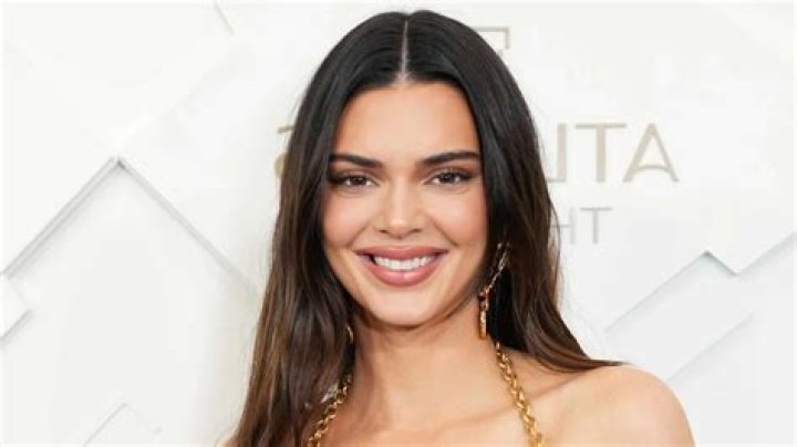 Don’t Fall In Love With Kendall Jenner – Hollywood Life