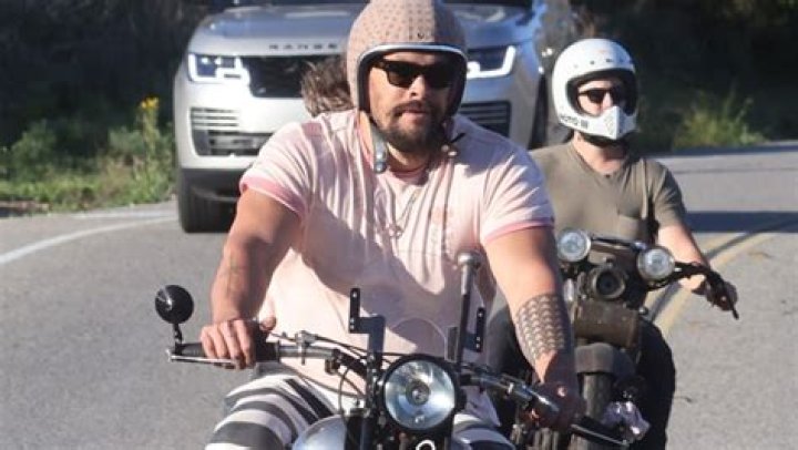 Jason Momoa Goes For Motorcycle Ride After Lisa Bonet Split – Hollywood Life