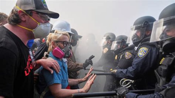 Joe Biden Drops Jokes & Takes Selfies While Supporting Protesters In Delaware