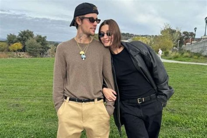 Justin Bieber Can’t Wait To Go ‘Somewhere Warm’ With Hailey Baldwin When Quarantine Ends