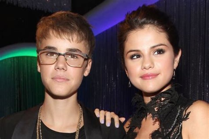 Justin Bieber Took Selena Gomez’s Virginity — Reportedly Bragging To Friends – Hollywood Life