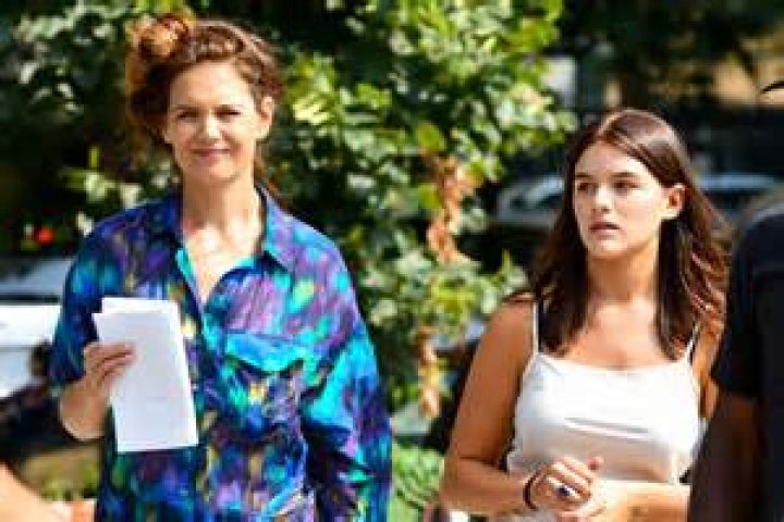 Katie Holmes Could Lose Custody Of Suri If They Talk – Hollywood Life