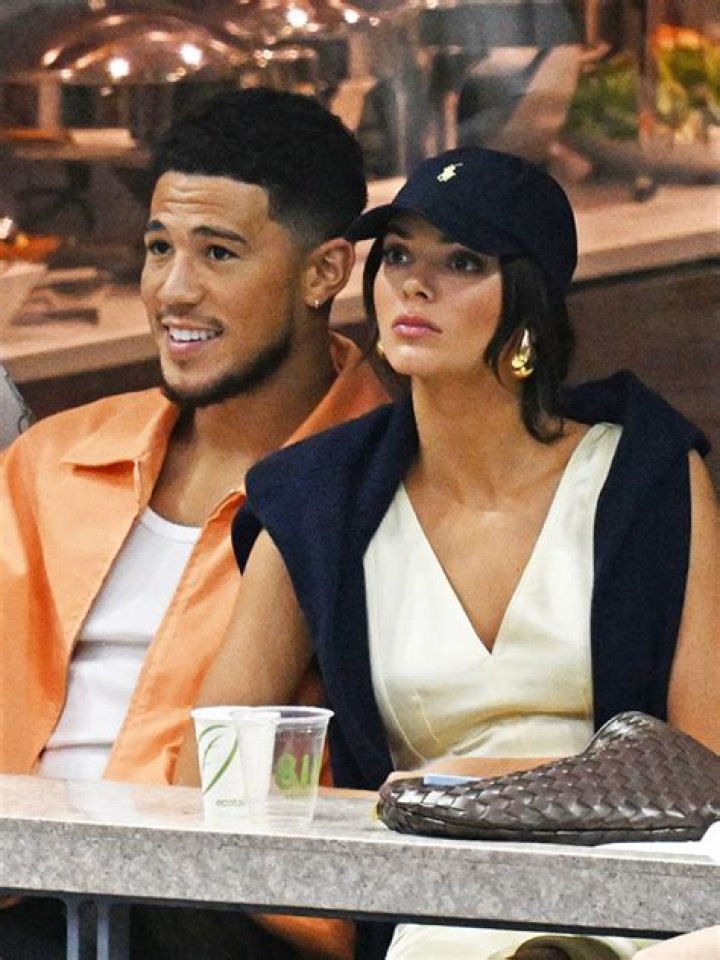 Kendall Jenner & Devin Booker Split – Hollywood Life