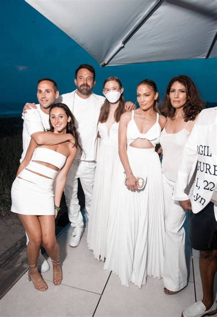 Khloe Kardashian’s 4th Of July Party — PICS