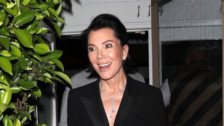 Kourtney Kardashian Reveals Why Kris Jenner Is ‘Sabotaging’ Her Summer Body– Watch