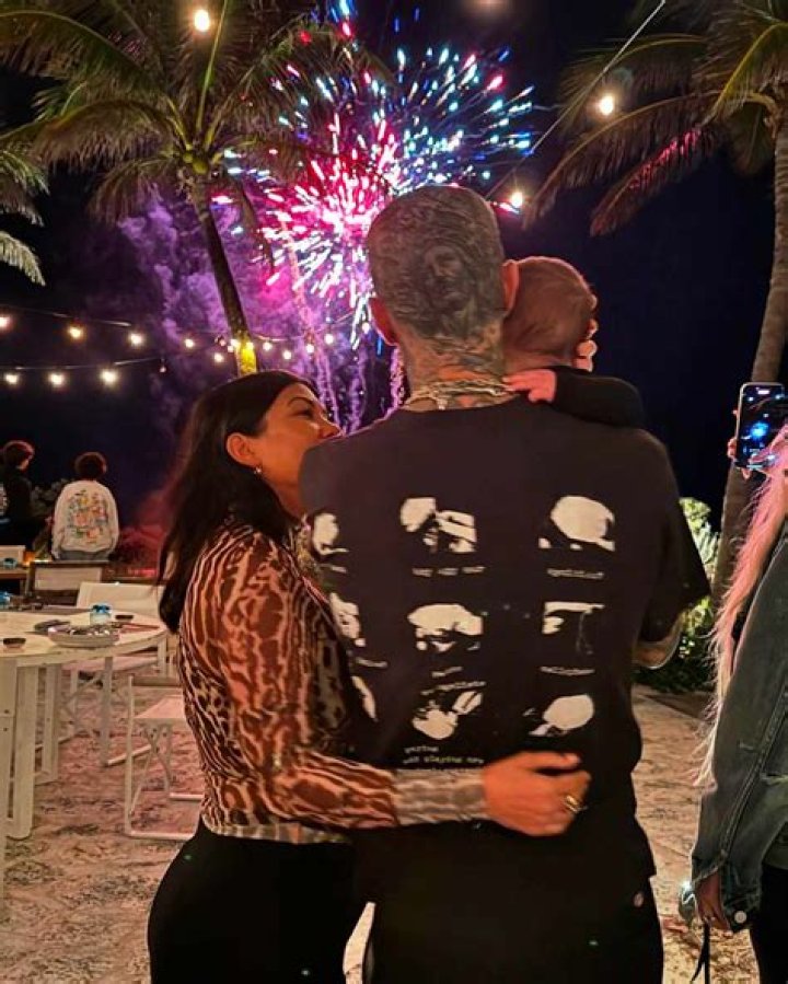 Kourtney Kardashian Stuns In New Bikini Photos From Mexican Vacation With Travis Barker