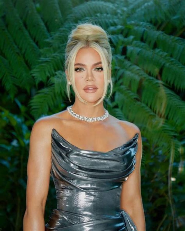 ‘KUWTK’ Fans Go Wild After Teaser Shows How Different Khloe Kardashian Looks After Instagram Editing