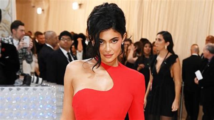 Kylie Jenner’s Met Gala 2023 Dress: Photo – Hollywood Life