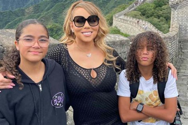 Mariah Carey Celebrates Milestone 50th Birthday With Adorable Twins Moroccan & Monroe, 8
