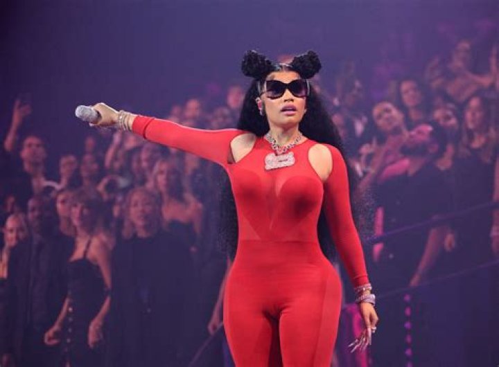 Nicki Minaj Freestyles On ‘The Tonight Show’ & Announces New Album – Hollywood Life