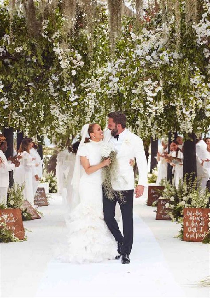 Pictures Of The Happy Couple – Hollywood Life