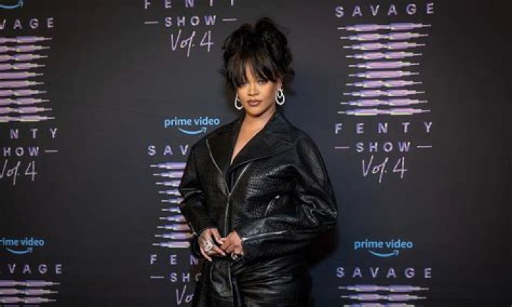 Rihanna Shows Off Booty In Sexy Lace Underwear For Savage X Fenty — Pic