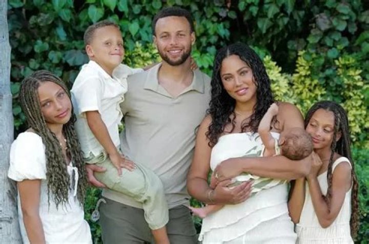 Steph & Ayesha Curry Enjoy A Romantic Weekend Out In The Water: ‘I Love My Bay Be’ — See Pics