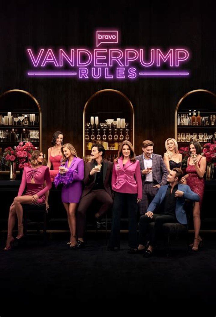 ‘Vanderpump Rules’: Ariana Claps Back At Lisa For ‘Trashing’ Tom Sandoval & Tom Schwartz