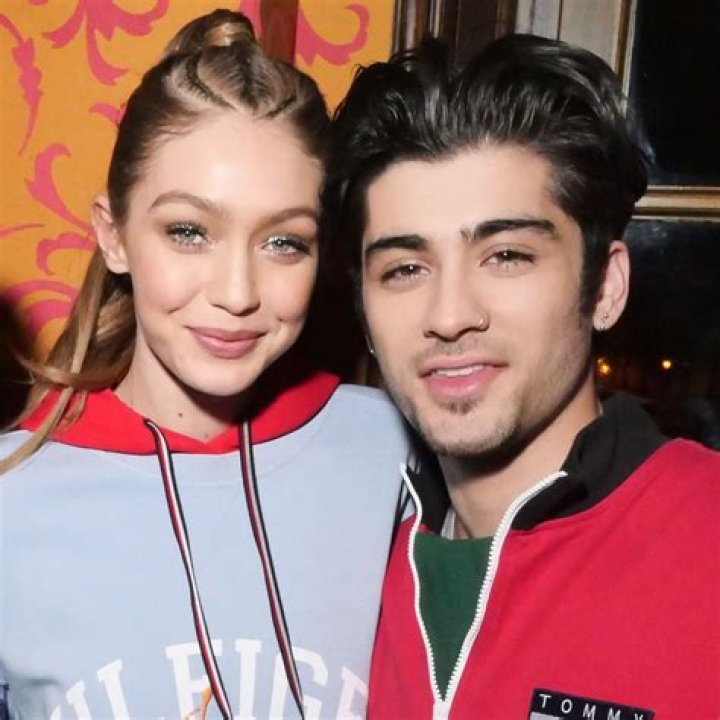 Zayn Malik Treats Gigi Hadid To Homemade Fried Chicken — See Her Excited Snaps